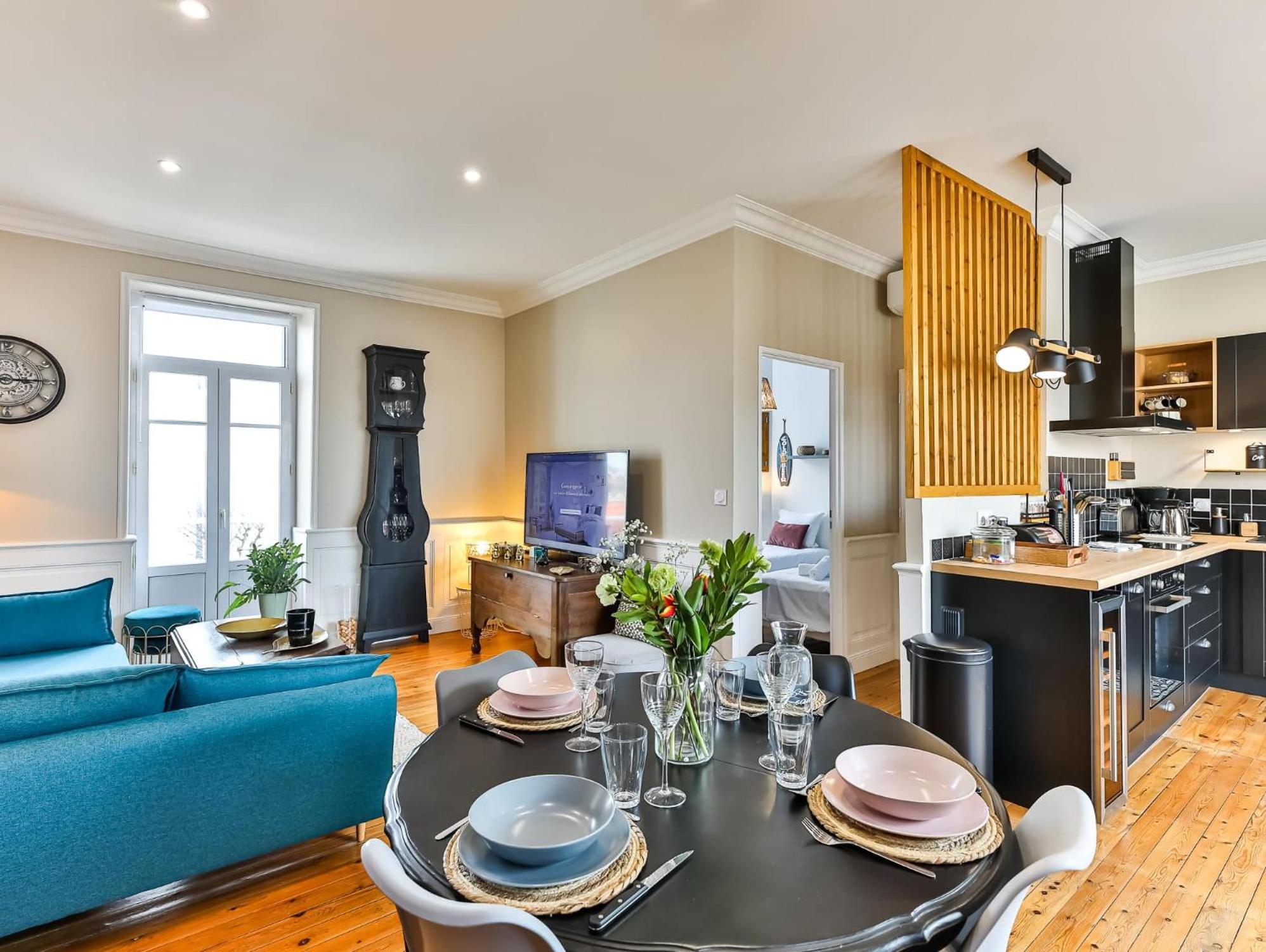 Les Sables-dʼOlonne Chaleureux Logement-Centre Ville-Proche Gare-Plage מראה חיצוני תמונה